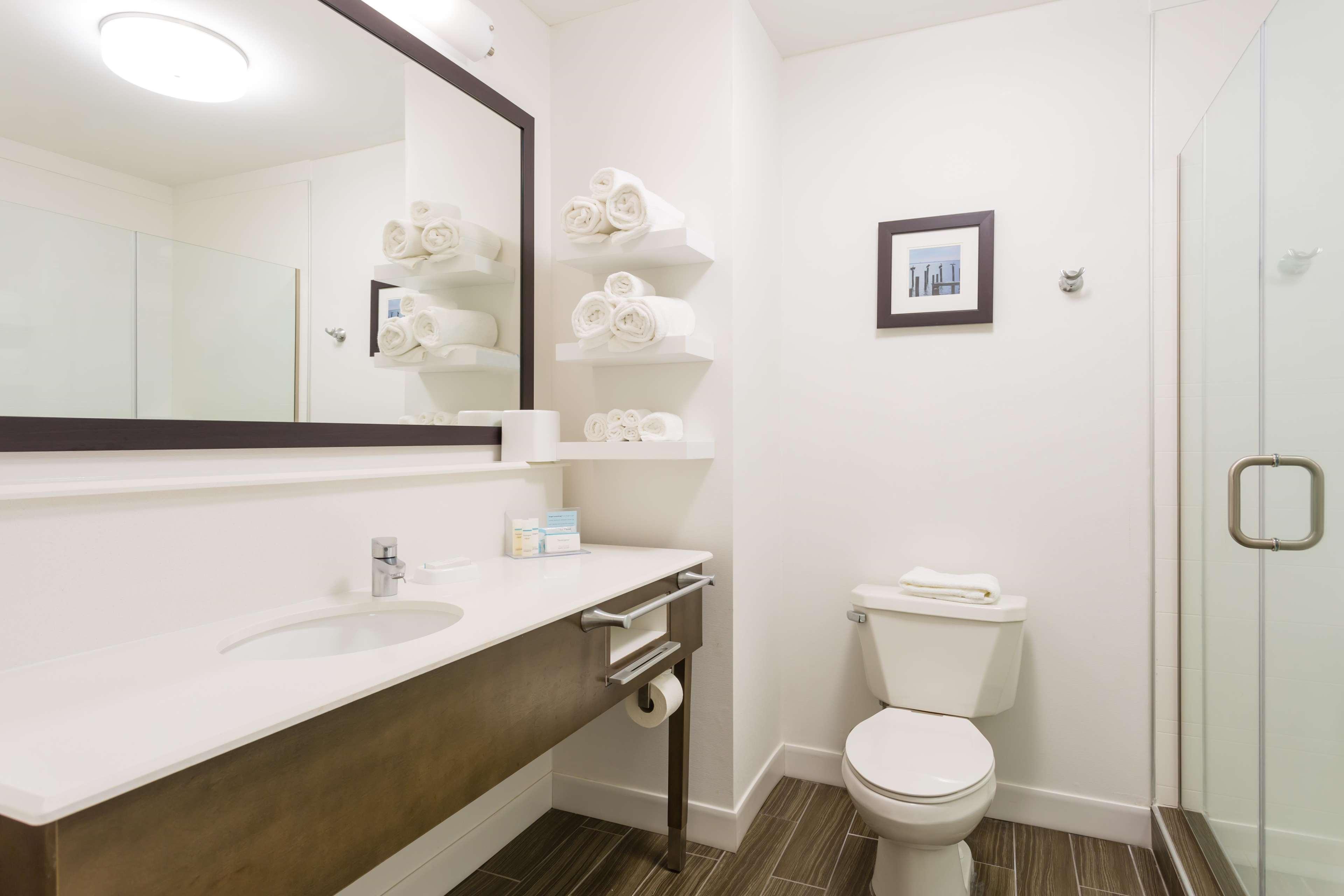 Hampton Inn Хавелок Екстериор снимка
